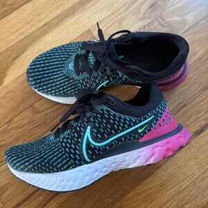 Nike React Infinity Women's Sneaker - 8.5